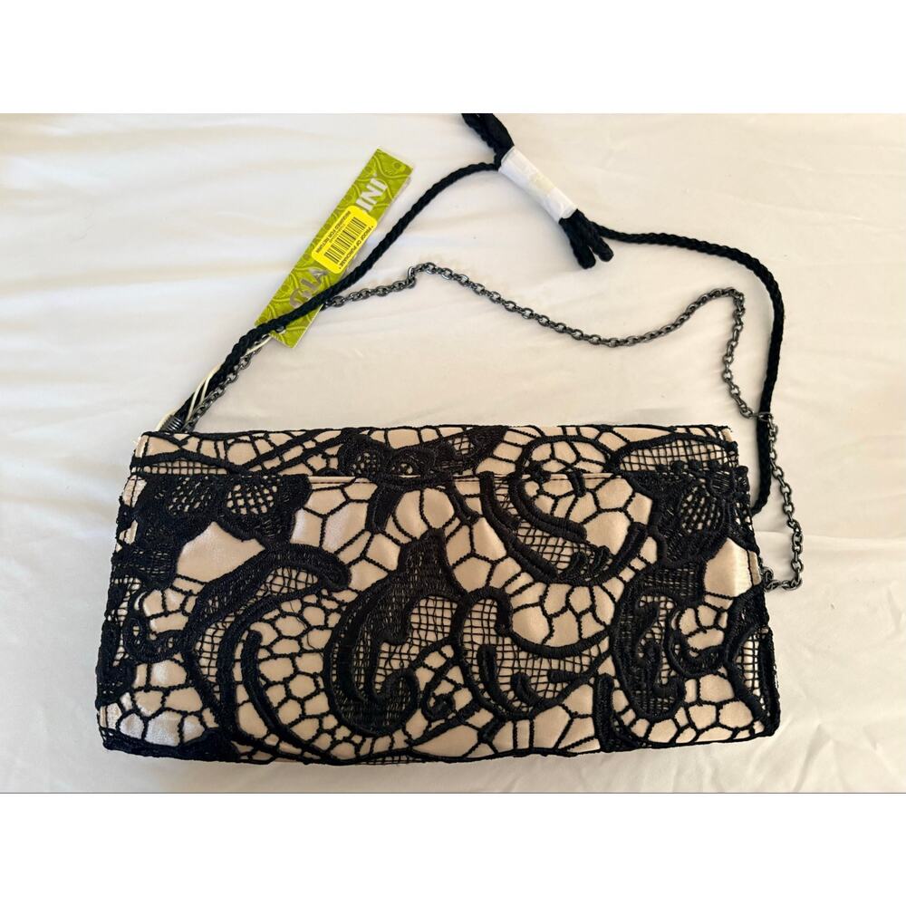 Gianni Bini Lace Envelope Clutch Snake Buckle Satin NWT Detachable Strap - Picture 5 of 10